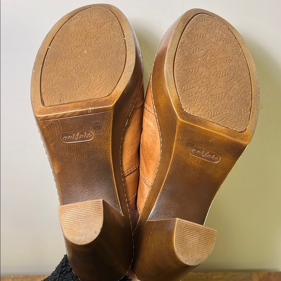 NURTURE ALESSIA women's BROWN LEATHER fashion MULES Clogs HEELS SZ 10 - Picture 7 of 9
